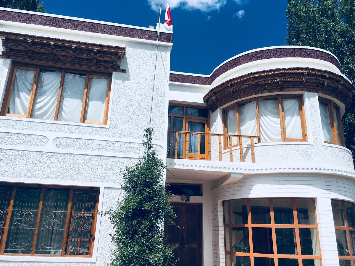 Ponyo Stays Leh Exterior foto